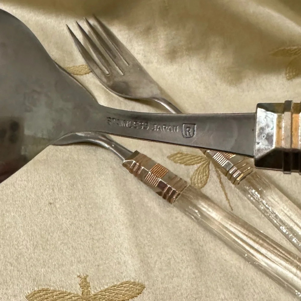 Vintage Japan Stainless Lucite 3 Piece Serving Utensil Set. Fork / Spoon / Cake.